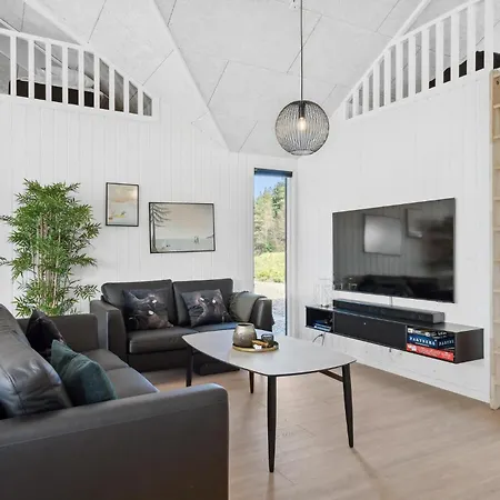 Holiday home Gorgeous In With Sauna